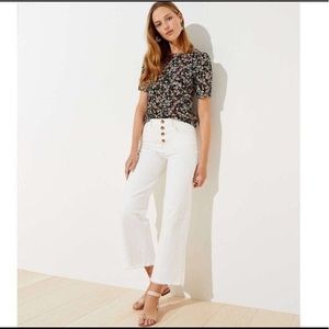 NEVER WORN Loft High Waist Wide Leg Frayed Hem Jeans